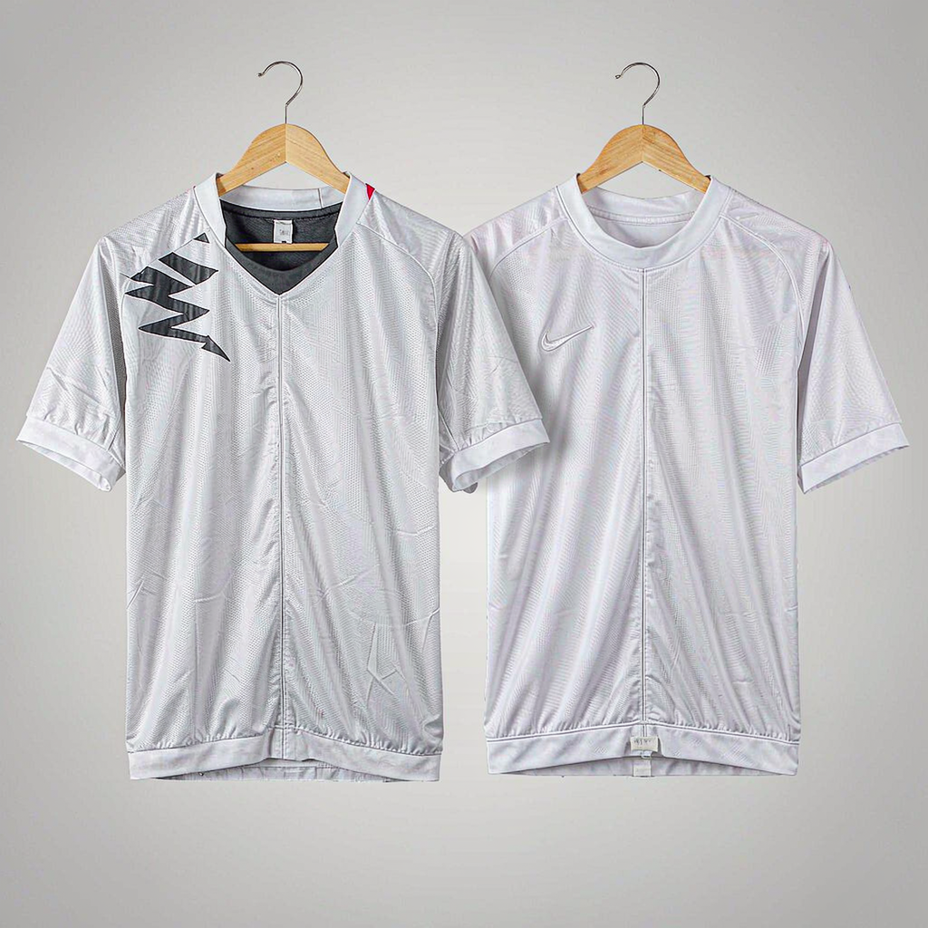 Player version vs fan version jersey